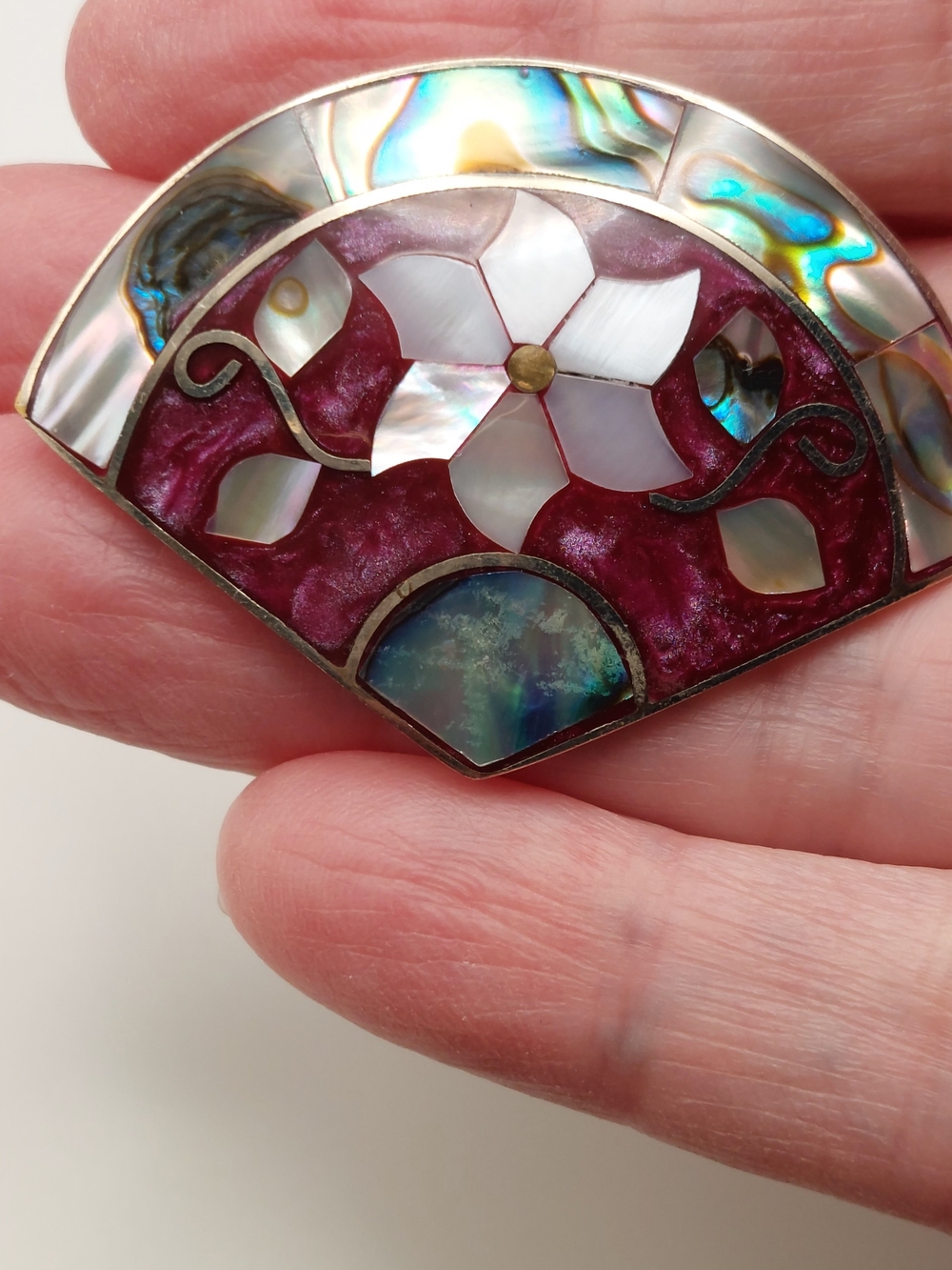 ALPACA MEXICO Stamped Silver Mother-of-Pearl Abalone Floral Fan Brooch With Bail